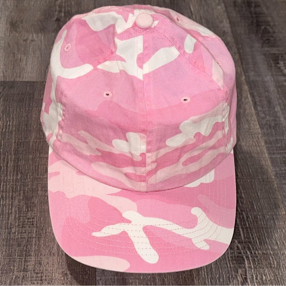 💞 Pink & White Camouflage Hat